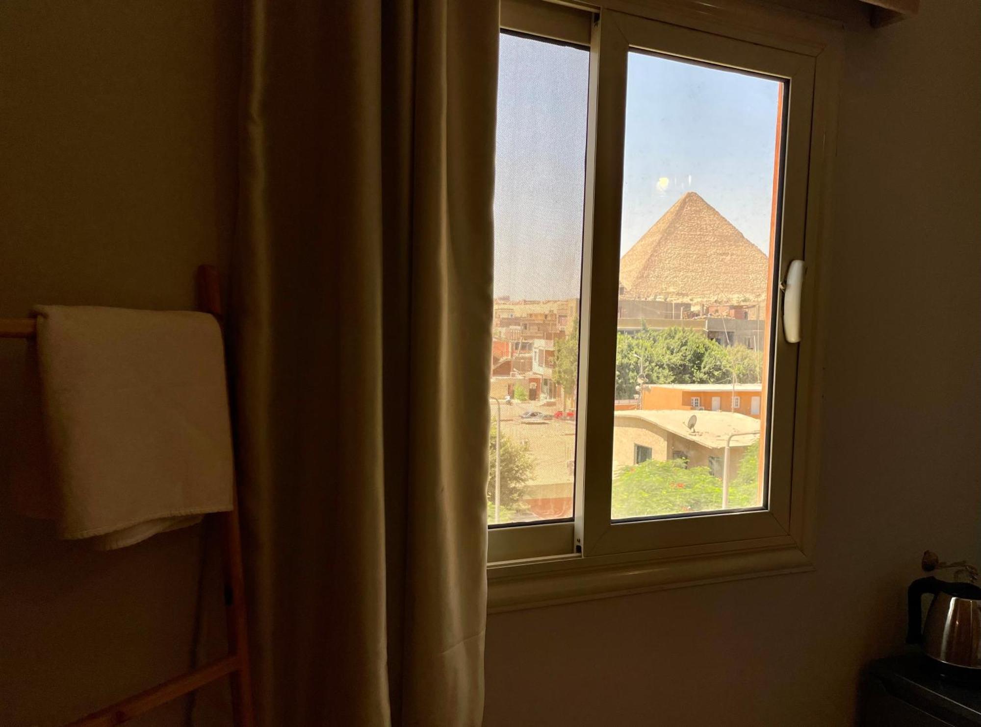 Pyramids Homeland Inn Кайро Екстериор снимка